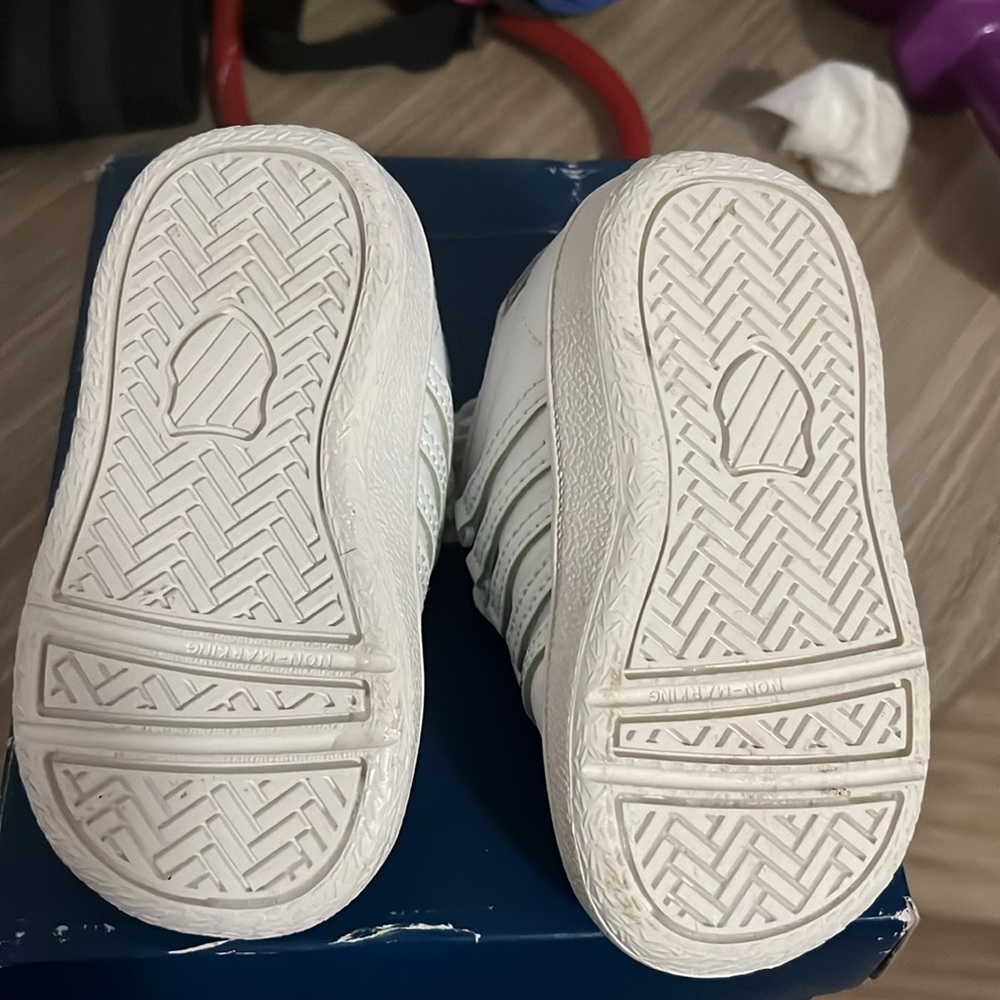 K-Swiss white sneakers - Picture 2 of 5